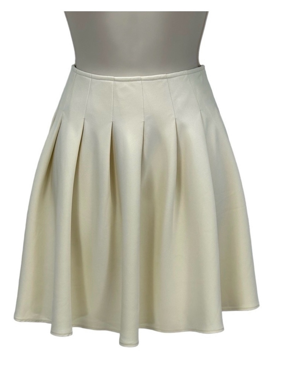 And Now This Cream Pleated Mini Skirt NWT Size Large